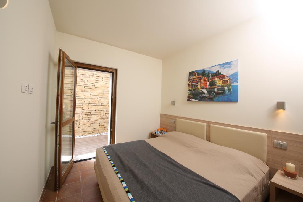 Appartamenti Corte Leonardo Garda  Room photo